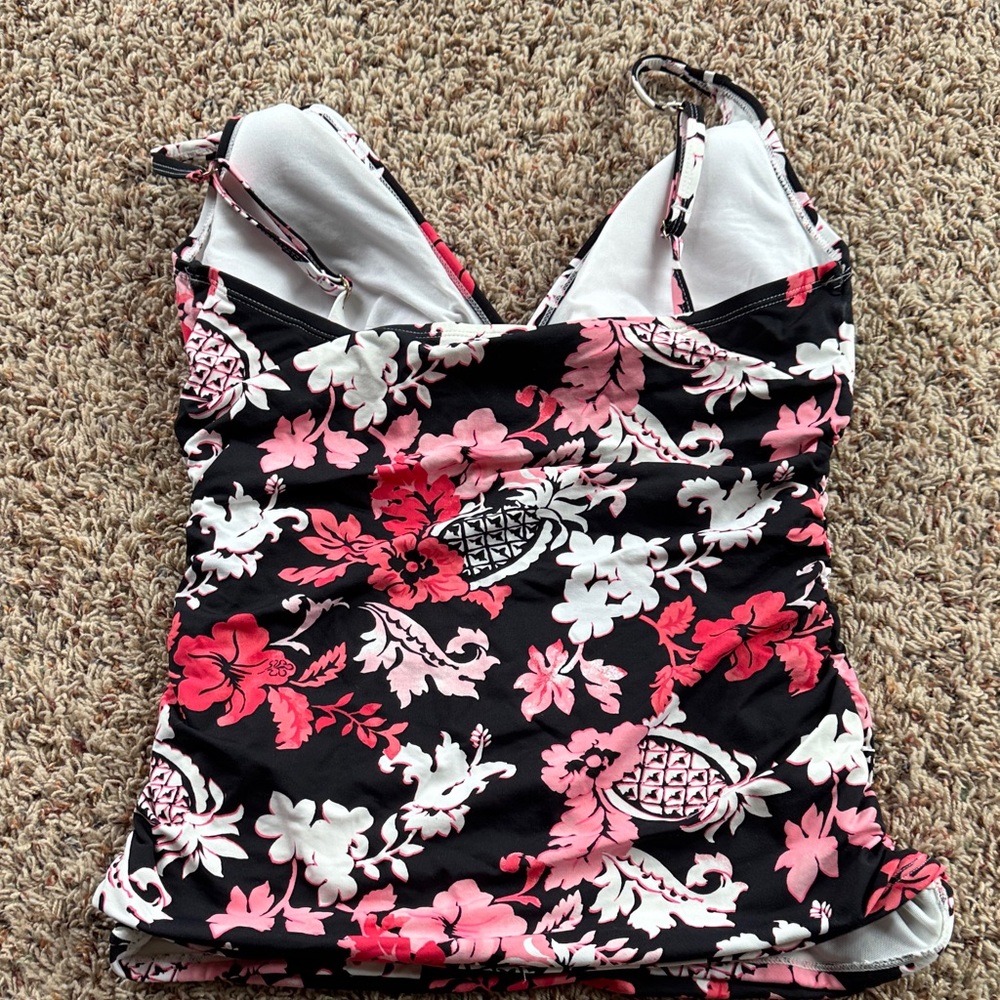 Tommy Bahama Black and Pink Floral Bikini Top Tankini - Picture 4 of 4
